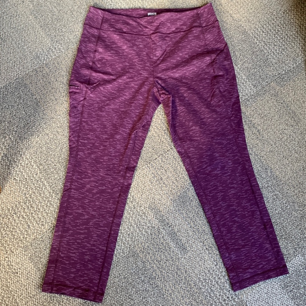 Duluth Trading leggings, purple